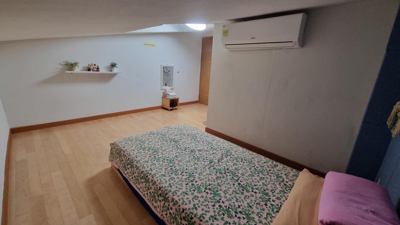 Tongyeong One Guesthouse Extérieur photo