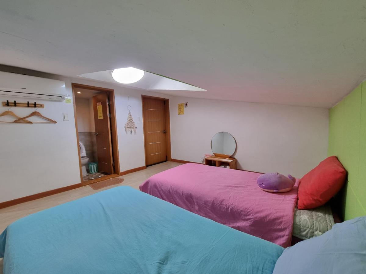 Tongyeong One Guesthouse Extérieur photo
