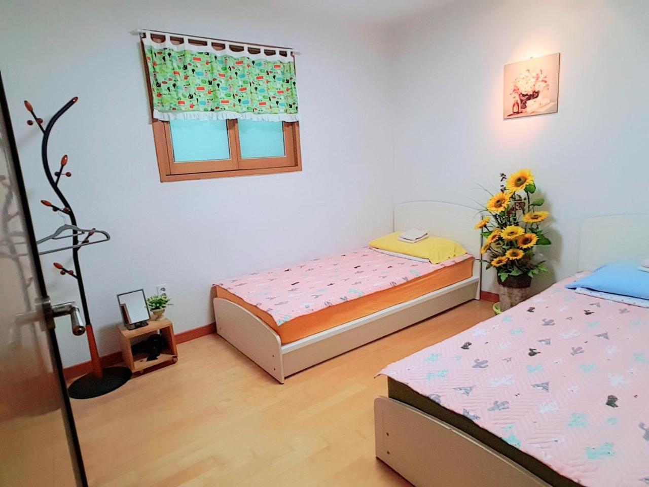 Tongyeong One Guesthouse Extérieur photo